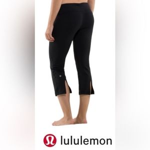 Lululemon calf slit yoga pants sz 6